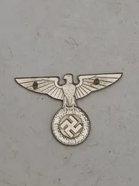 Originalt tidligt capbadge og knap for politisk leder