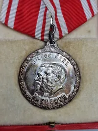 Original sølv medalje og pin for trofast tjeneste på Carlsberg