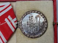 Original sølv medalje og pin for trofast tjeneste på Carlsberg