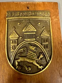 MiJ-Boot Göttingen originalt skjold fra Tysk krigsskib