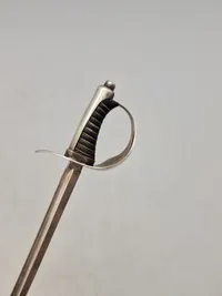 Veludført miniature sabel af sterlingsølv