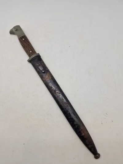 Original tysk udgangsbajonet (Politi) med mangler/modificeringer