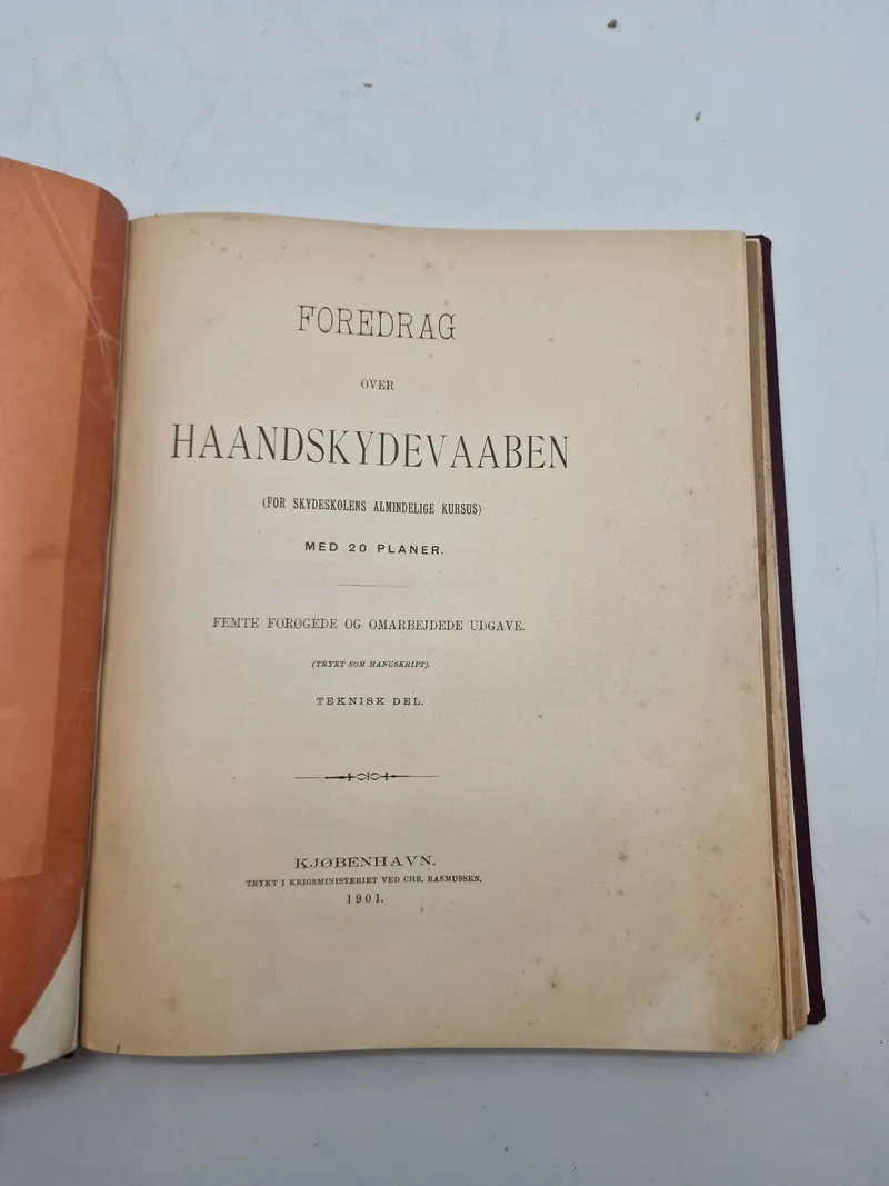 Foredrag over håndskydevåben