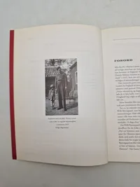 Helge Hagemann

UNDER TVANG

Minerydningen ved den jyske vestkyst 1945