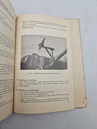 GFP 304-6

5,6 MM INSTRUKTIONSGEVÆR

FOR

KAMPVOGNSKANON