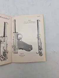 Die

Selbstlade-Pistole „PARABELLUM“

Deutsche Waffen- und Munitionsfabriken Berlin.