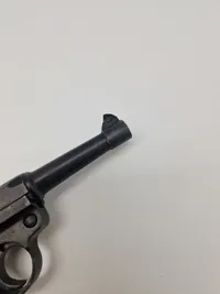 Veludført Luger P08 af metal - kan ikke skyde