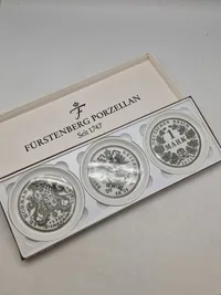 Sæt porcelæns plaketter (Fürstenberg) forstillende tyske Reichmark mønter