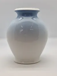 Stor Royal Copenhagen vase med motiv af Danfoss