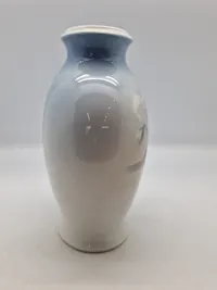 Stor Royal Copenhagen vase med motiv af Danfoss