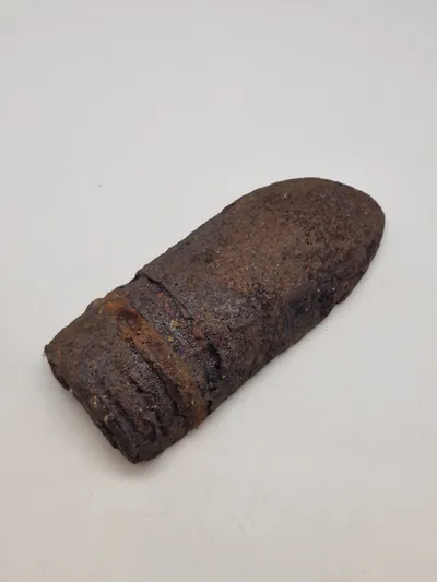 Original tysk PAK granat (flækket) kommer fra kampen om Berlin 1945
