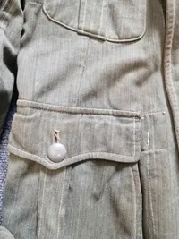 Original Wehrmacht Heer leichte M43 Drillich-Feldbluse für Mannschaften med rest af påsyet ørn