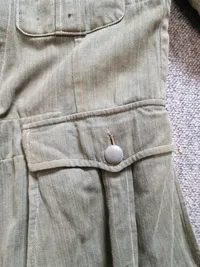 Original Wehrmacht Heer leichte M43 Drillich-Feldbluse für Mannschaften med rest af påsyet ørn