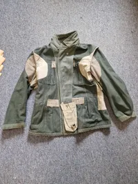 Original Wehrmacht Heer leichte M43 Drillich-Feldbluse für Mannschaften med rest af påsyet ørn