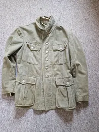 Original Wehrmacht Heer leichte M43 Drillich-Feldbluse für Mannschaften med rest af påsyet ørn