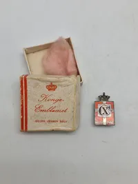 Originalt Georg Jensen kongemærke med æske - sterlingsølv og emalje