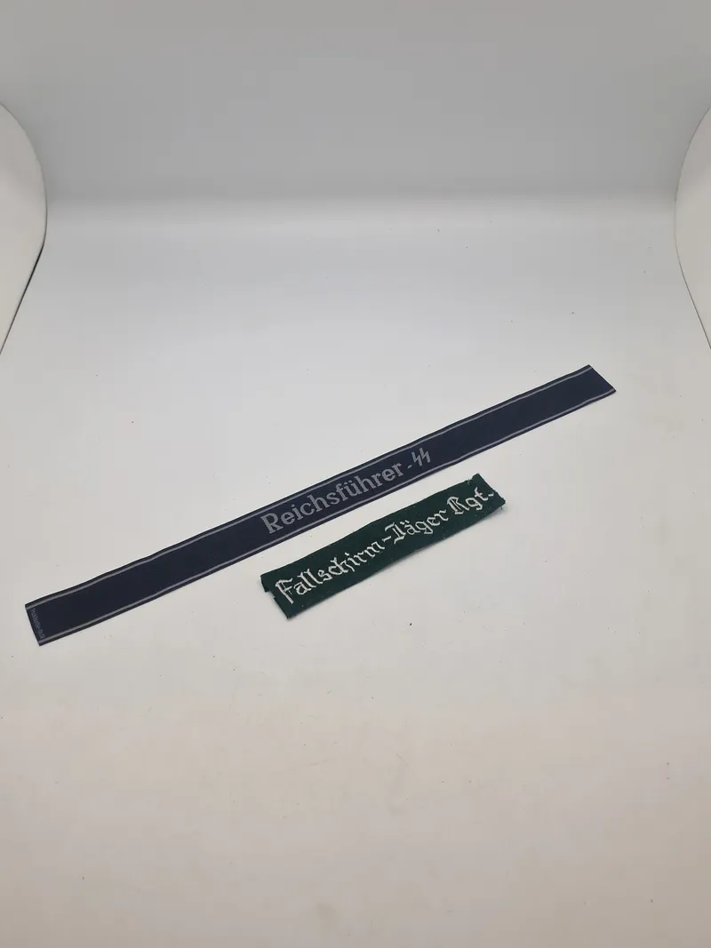 To stk W-SS Cufftitles -Efterkrigs