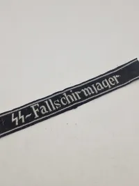 To stk W-SS Cufftitles -Efterkrigs