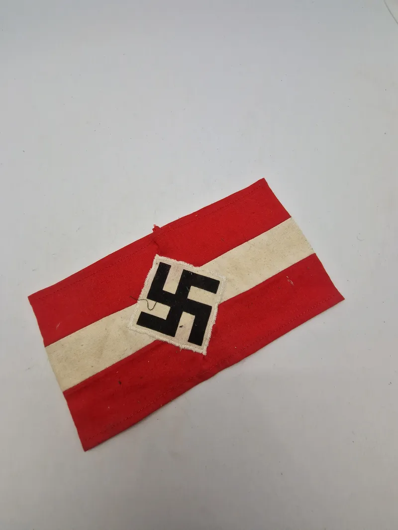 HJ armbind - Efterkrigs
