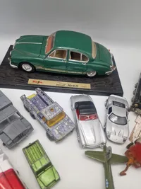 Samling diverse modelbiler