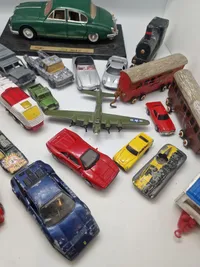 Samling diverse modelbiler