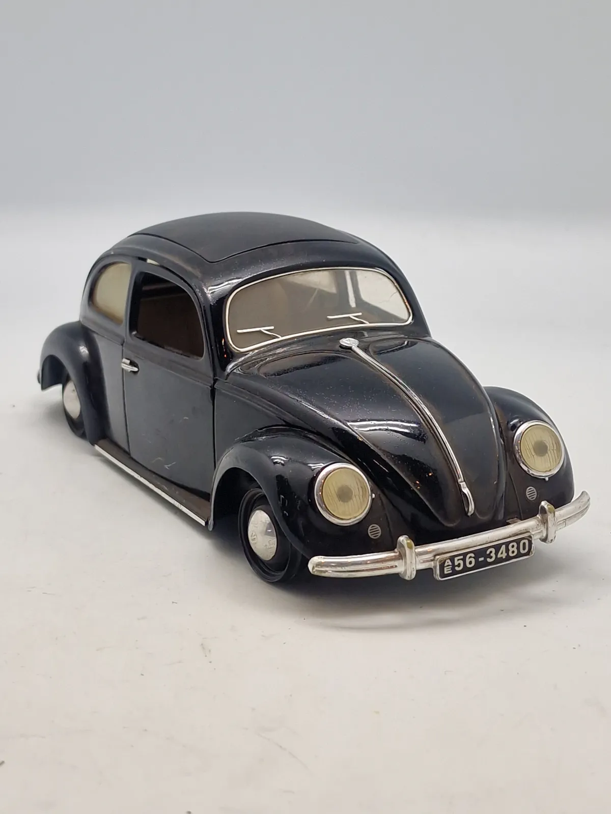 Modelbil