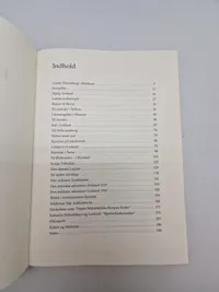 FOR DANNEBROGS
ÆRE
DANSKE FRIVILLIGE I ESTLAND OG LETLANDS FRIHEDSKAMP 1919