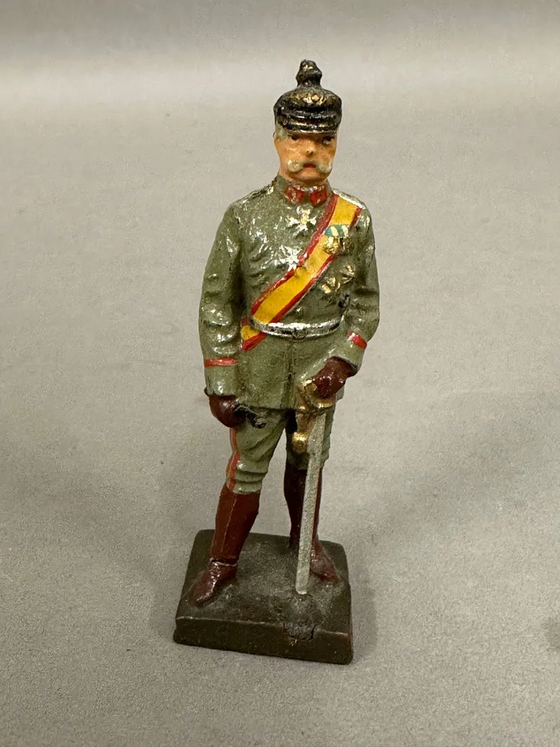 Original Lineol figur fra 30/40 erne, Hindenburg i topstand
