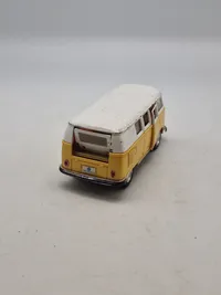 Modelbil