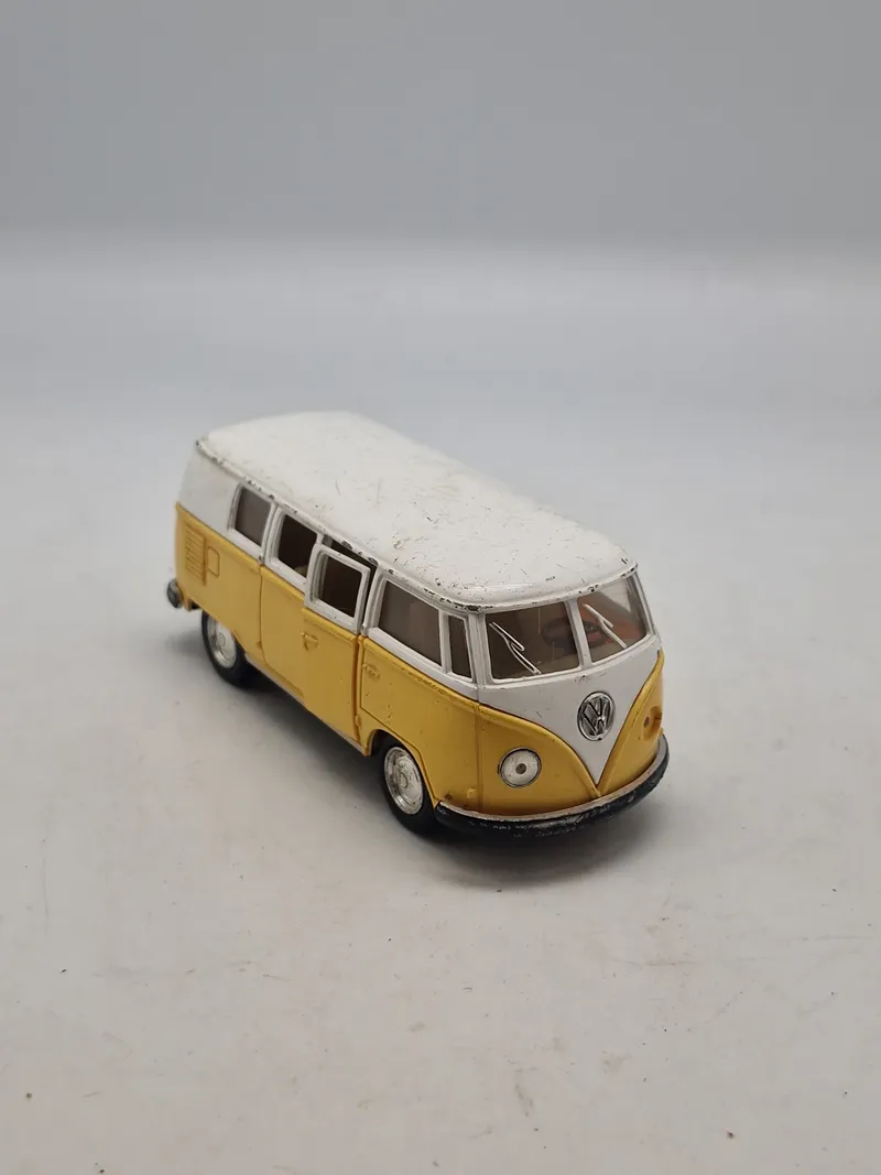 Modelbil