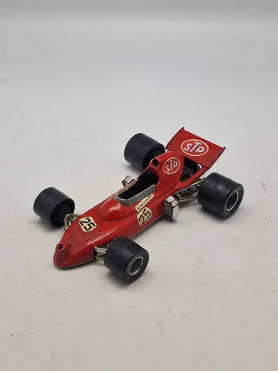 Modelbil