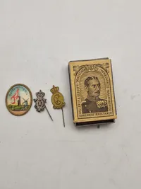 Diverse pins, bla fra genforeningen