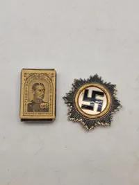 deutsches kreuz in gold (DKiG) lavet hos Rudolf Souval lige efter krigen. Fremstillet på originale maskiner, og delvist originale dele/materialer. Lavet som souvenir til amerikanske tropper