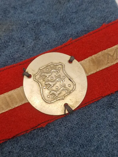 Originalt dansk “MI” armbind fra modstandsbevægelsen
