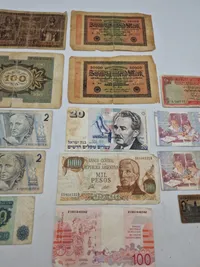 Samling diverse originale pengesedler
