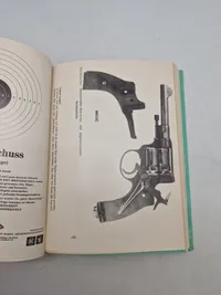 Kleine Waffen Bibliothek
von
Hans Bert von Lockhoven
Serie A
Revolver und Pistolen