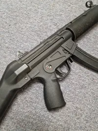 MP5 maskinpistol softgun - kan være med fejler og mangler