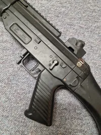 MP5 maskinpistol softgun - kan være med fejler og mangler