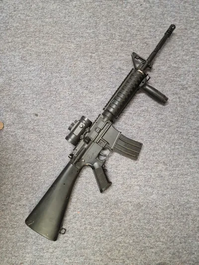 M16 riffel softgun - kan være med fejler og mangler
