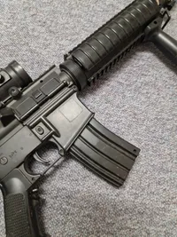 M16 riffel softgun - kan være med fejler og mangler