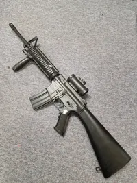 M16 riffel softgun - kan være med fejler og mangler