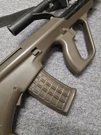 Steyer AUG softgun - Tokyo Marui - vanvittig god kvalitet