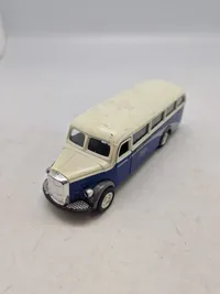 Modelbil