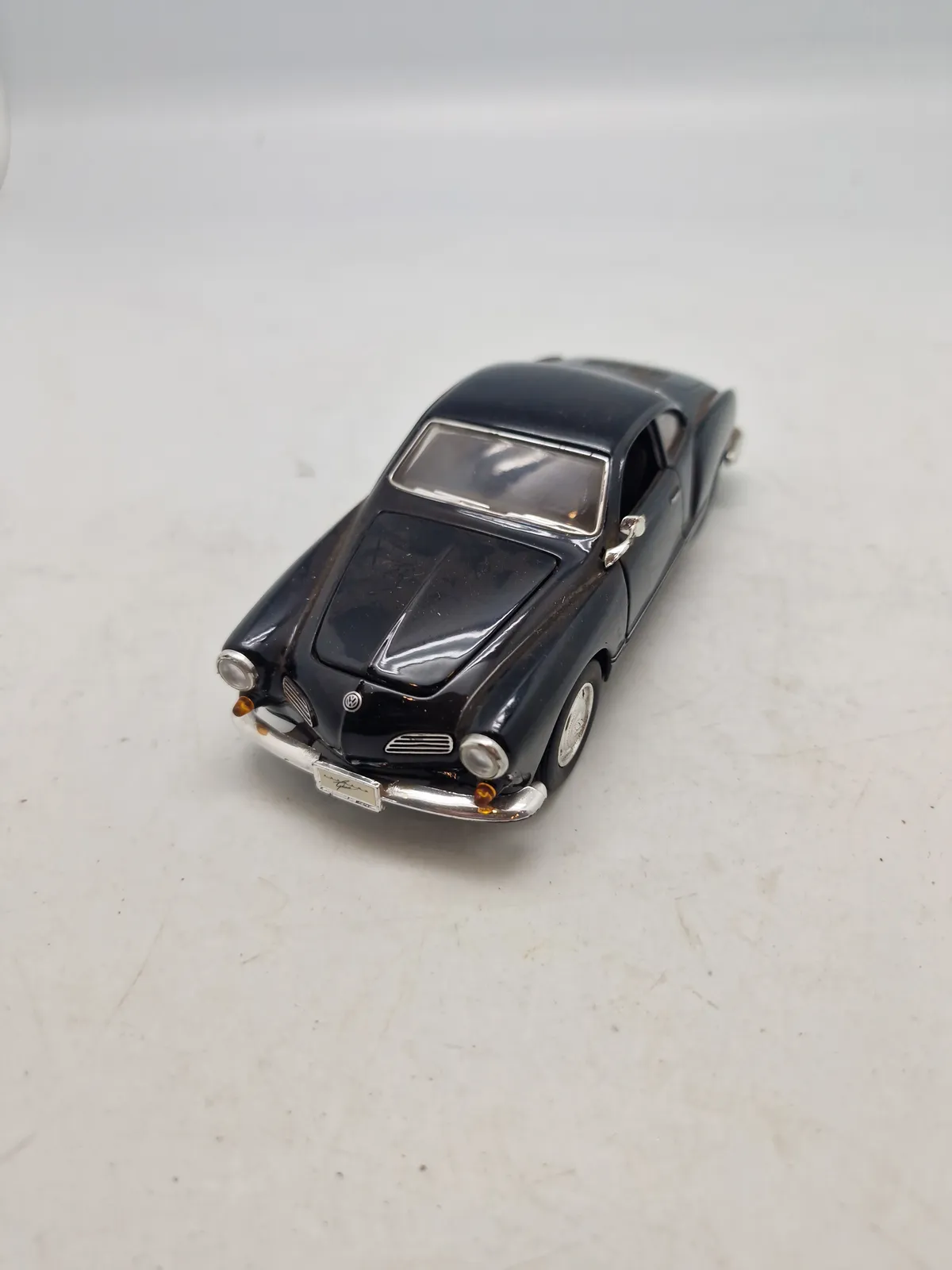 Modelbil