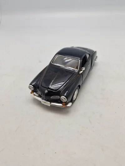 Modelbil