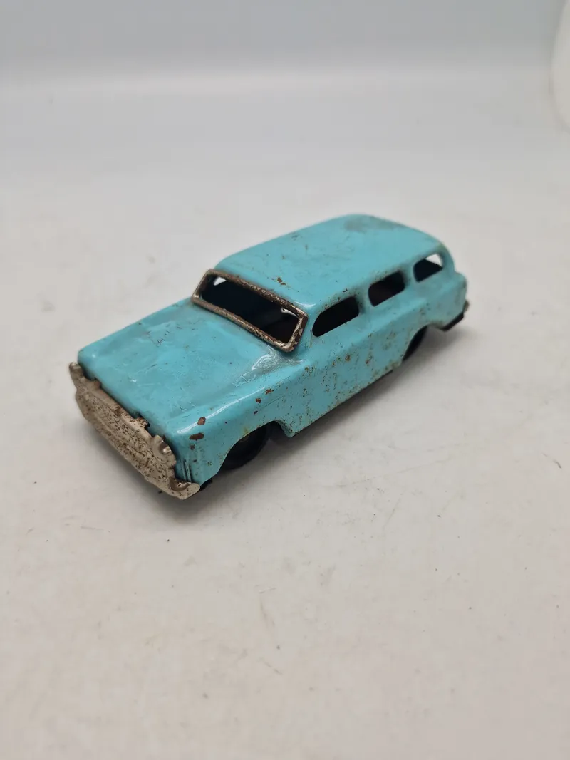 Ældre modelbil