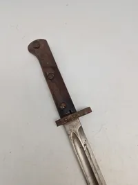 Original tjekkisk bajonet med skede, Loftfund