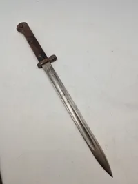Original tjekkisk bajonet med skede, Loftfund