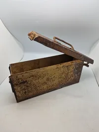 Original tysk båndkasse til MG/34/42 med rester af enhedsfarve - ww2