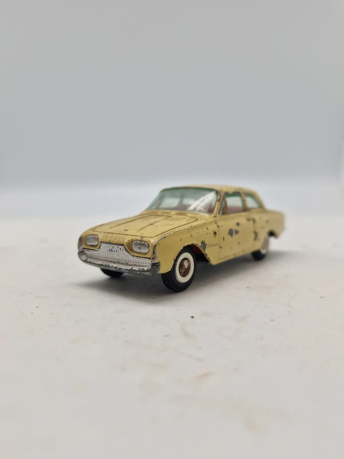 Modelbil - Tekno